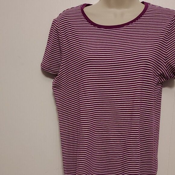 Faded Glory Tops - Vintage Faded Glory XL EX COND arm pit to pit 19 width 24 cranberry red/white